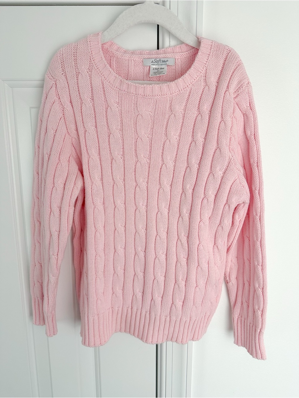 A soft idea light pink cable knit sweater 4T EUC